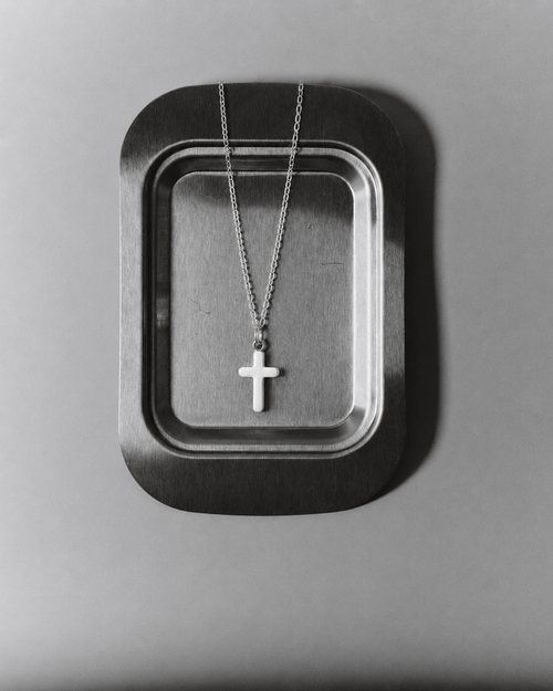Collar con Cruz